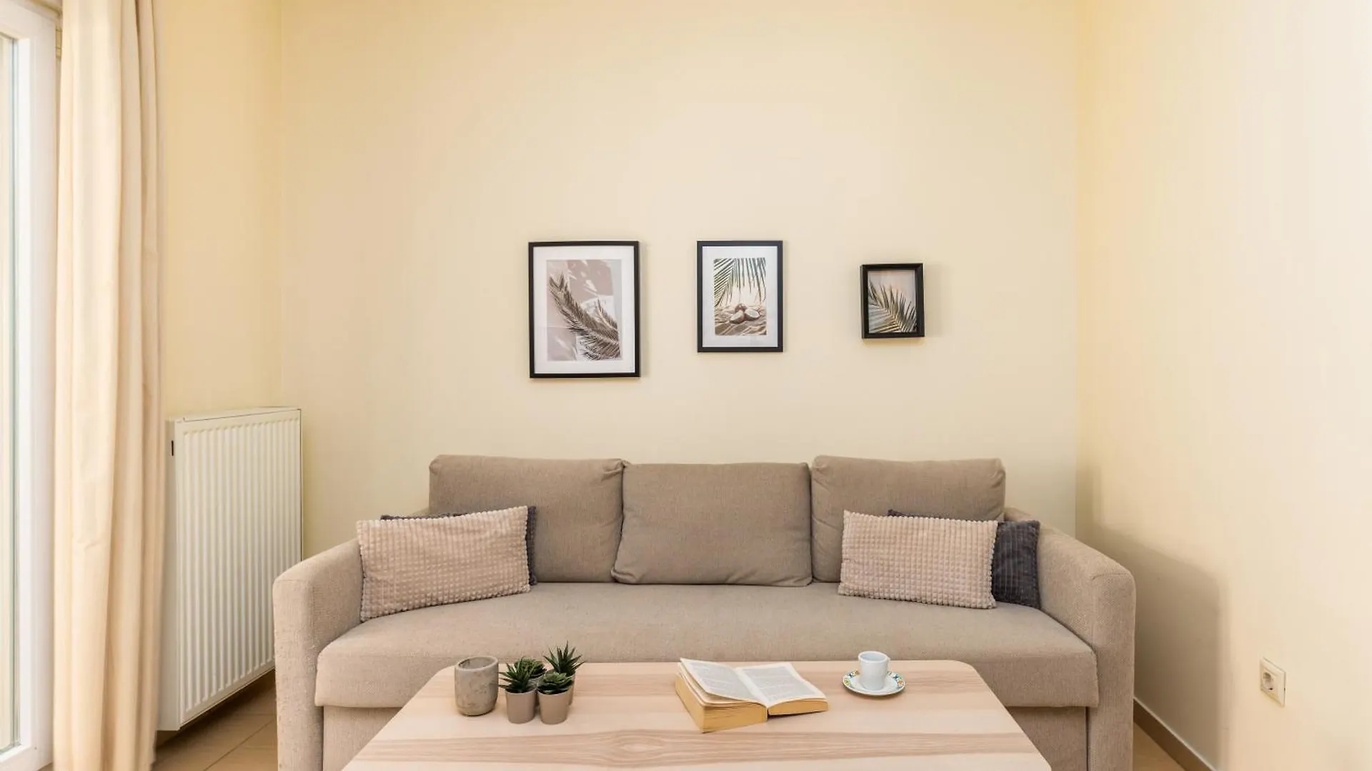 Elegant City Center Apartment Salonic
