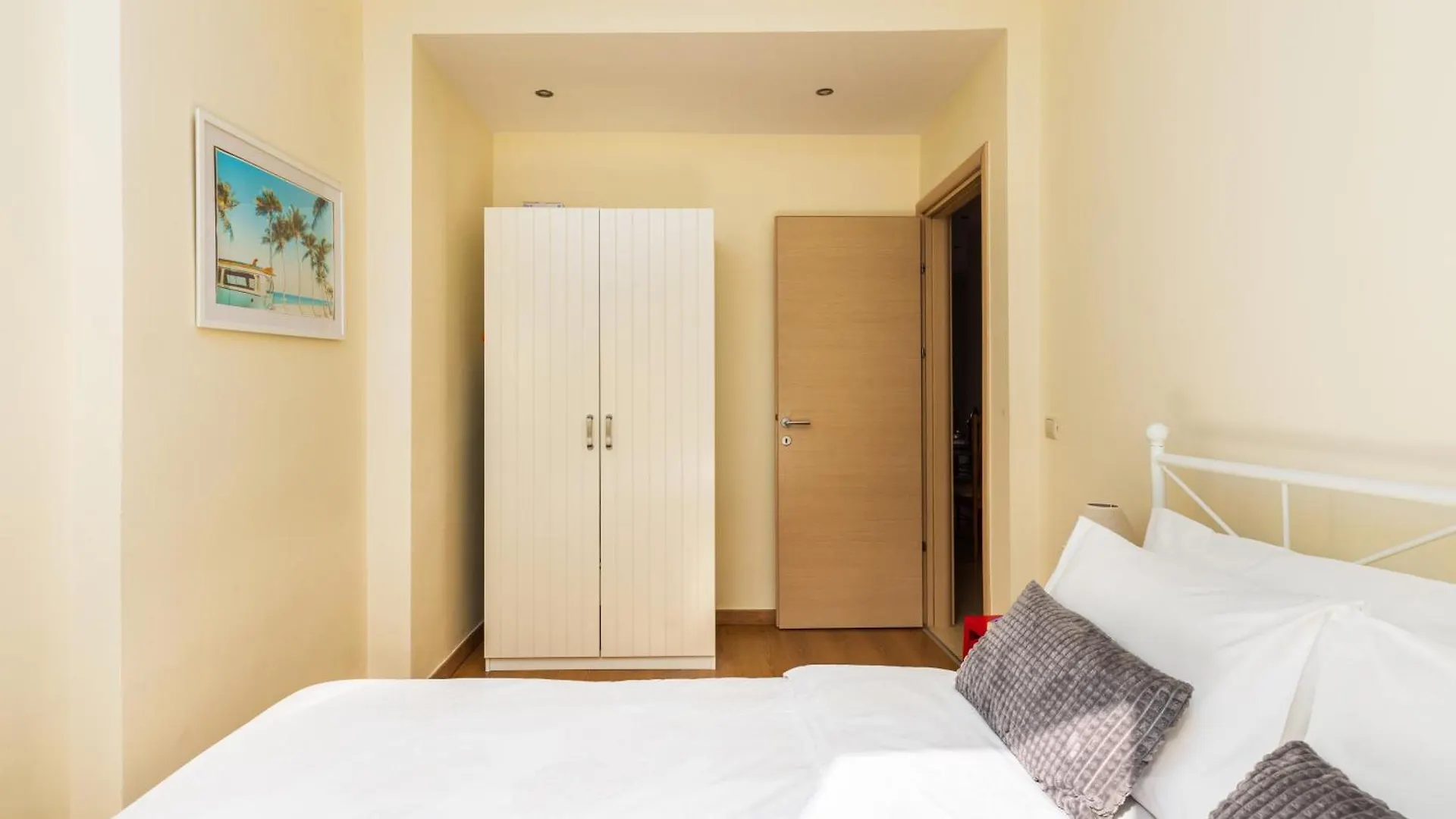 Elegant City Center Apartment Salonic